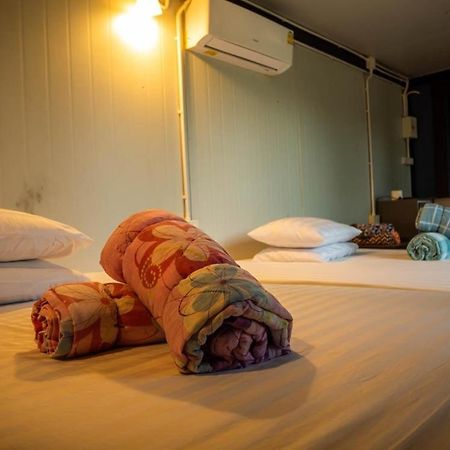Beach Box Resort At Rimlay Rayong Eksteriør billede