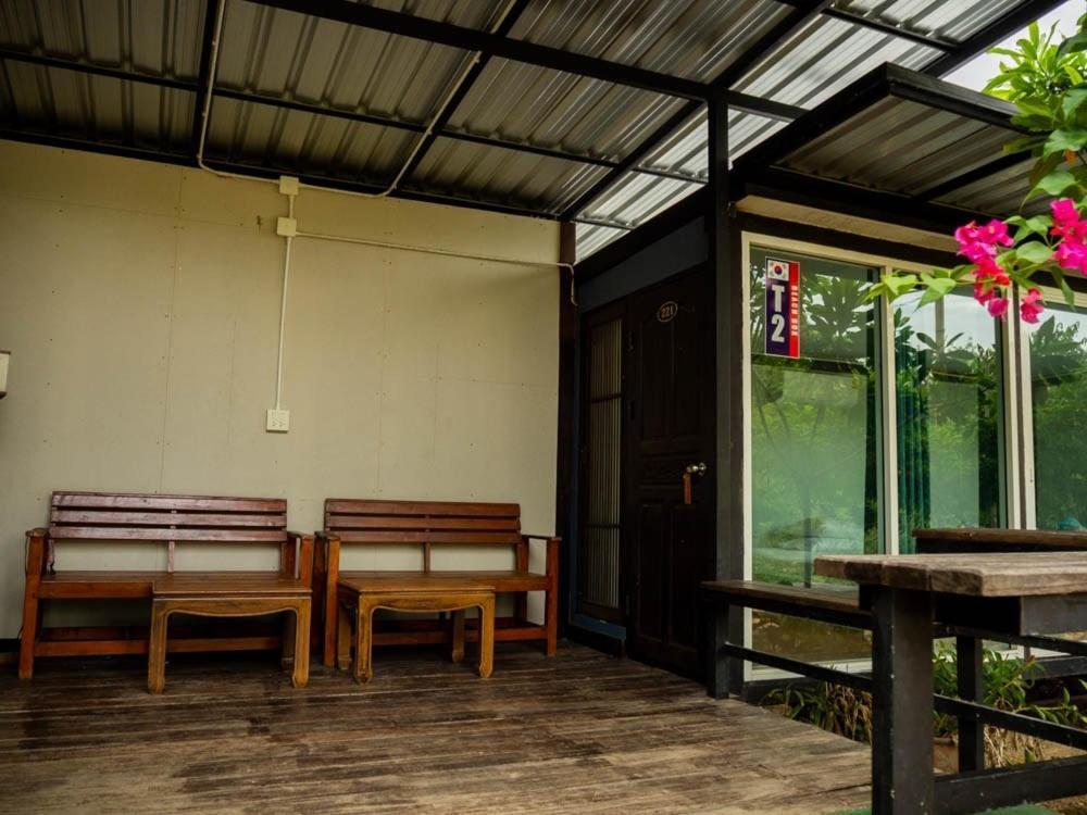 Beach Box Resort At Rimlay Rayong Eksteriør billede