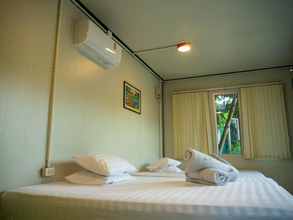 Beach Box Resort At Rimlay Rayong Eksteriør billede