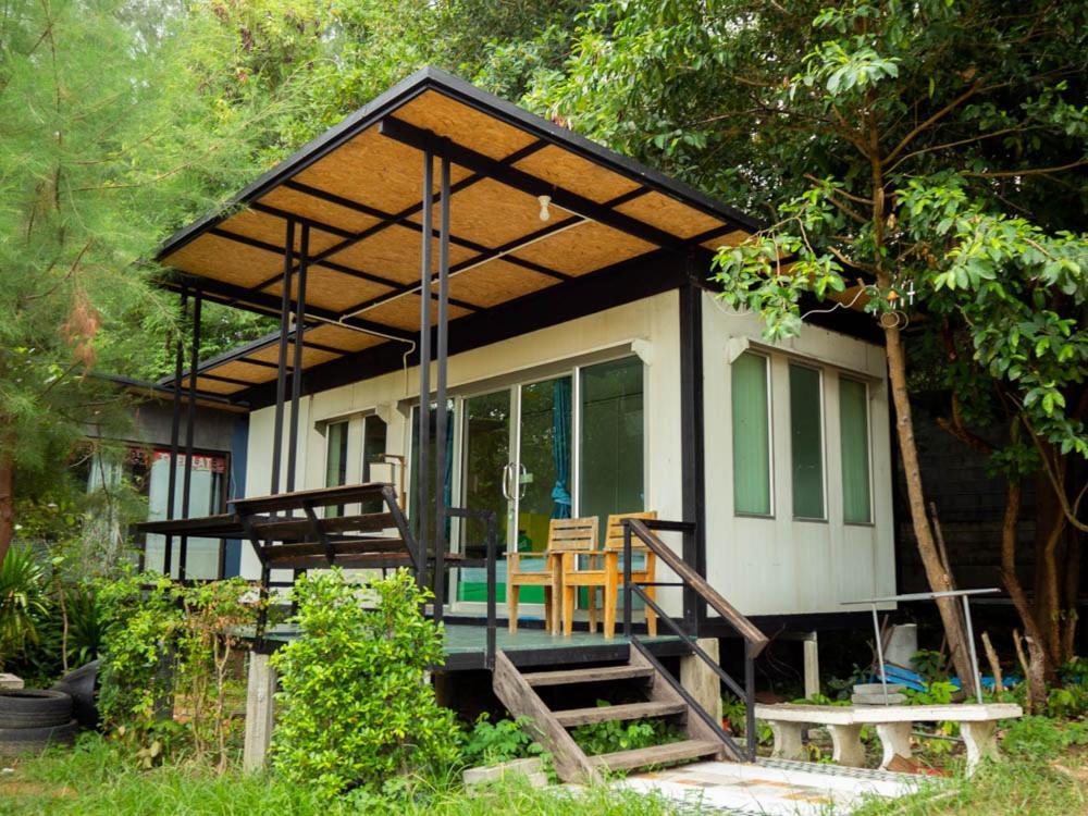Beach Box Resort At Rimlay Rayong Eksteriør billede