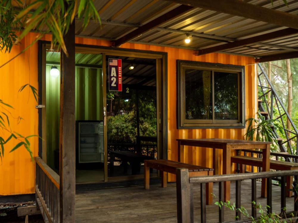 Beach Box Resort At Rimlay Rayong Eksteriør billede